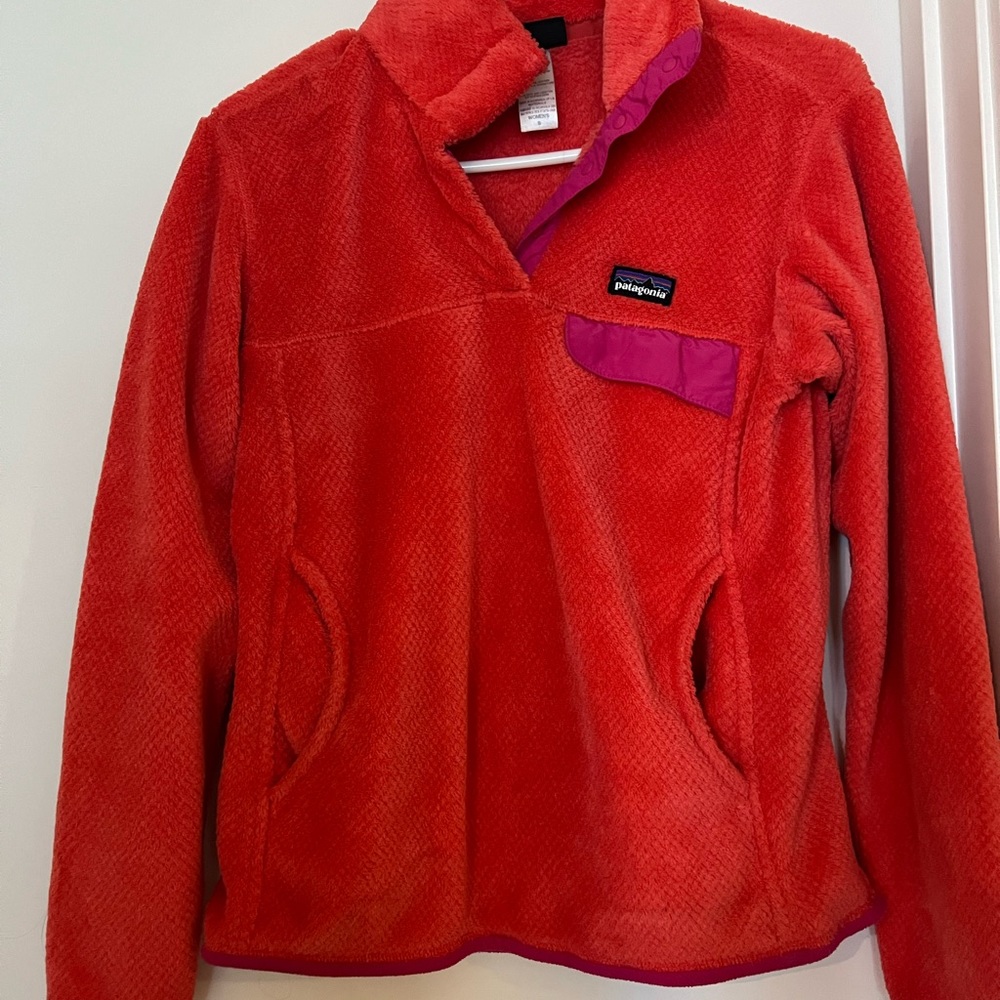 Patagonia Womens Re-tool snap-t fleece pullover. Size small
